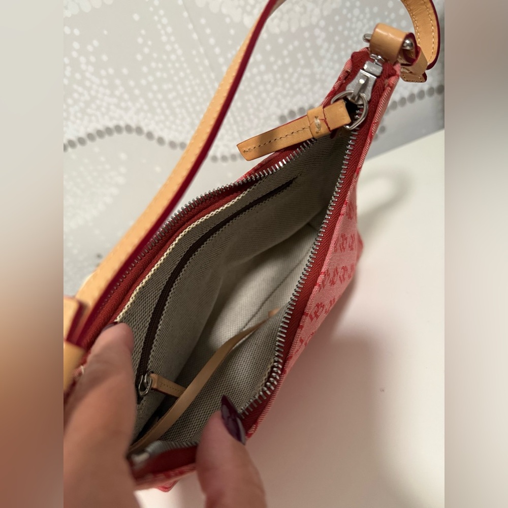 NWOT DOONEY & BOURKE MINI SHORT SHOULDER BAG, RED - Picture 3 of 6